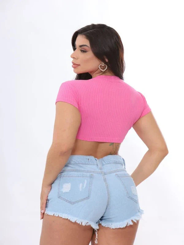 short jeans desfiado com laçinho